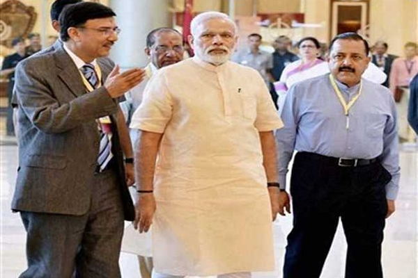 1555485943 modi 3