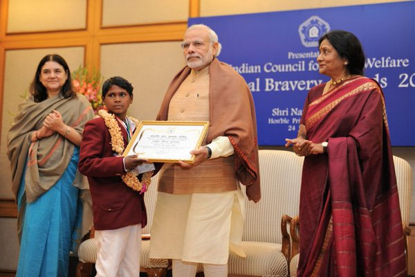 1555486033 modi award
