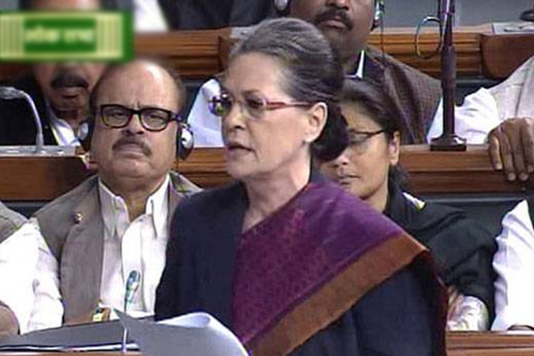 1555486155 sonia in ls