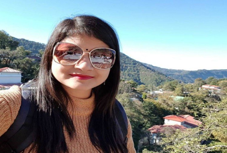 1555487425 b chandrakala 1544159249