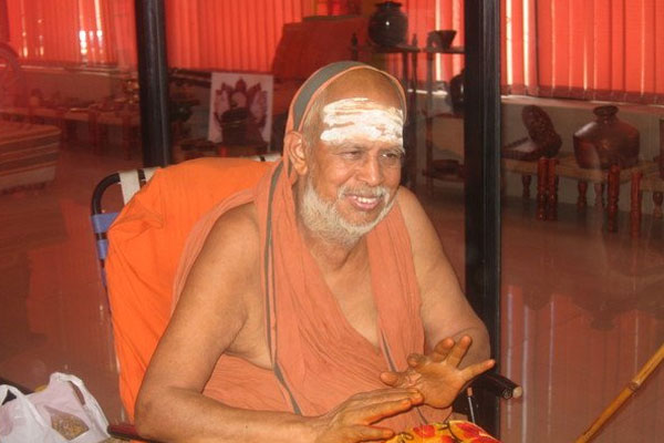 1555508581 jayendra saraswathi