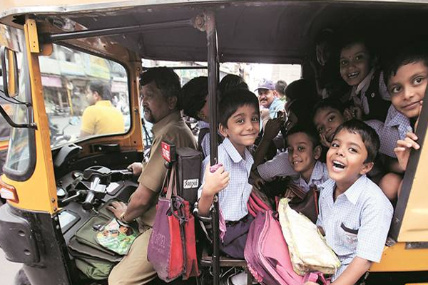 1555514840 school kids