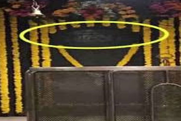 1555516538 760