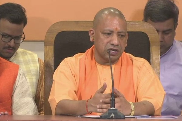 1555517207 cm yogi