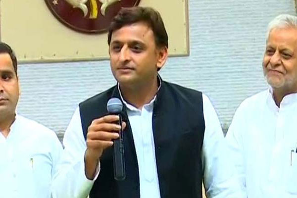 1555518087 akhilesh2