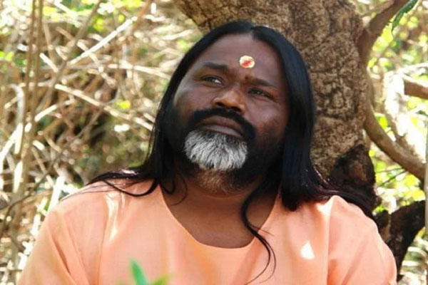1555518285 daati maharaj