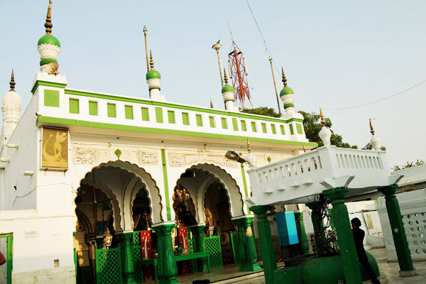 1555519885 moula ali dargah