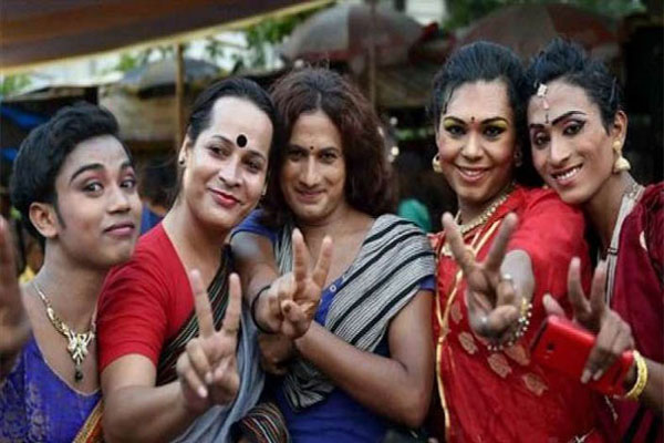 1555519992 transgender