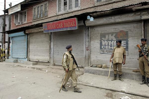 1555520882 kashmir protest12