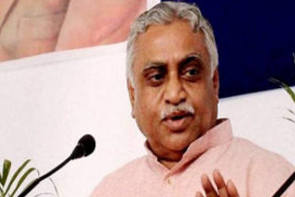1555521260 manmohan vaidya