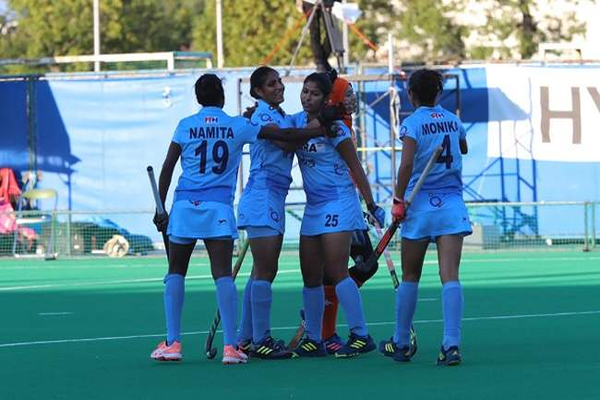 1555521704 hocky team india