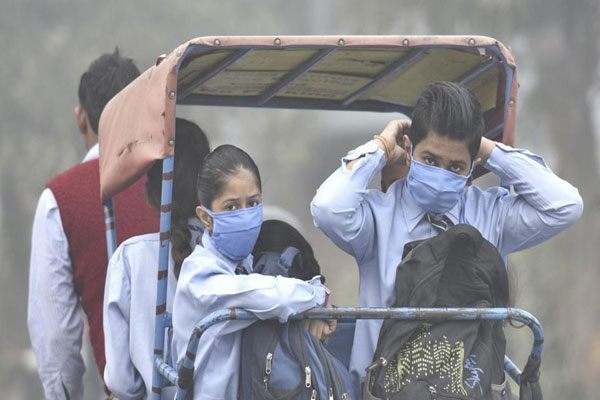 1555521827 air pollution delhi