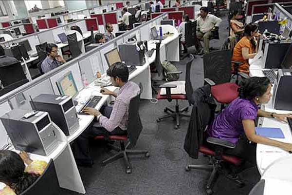 1555734906 employees