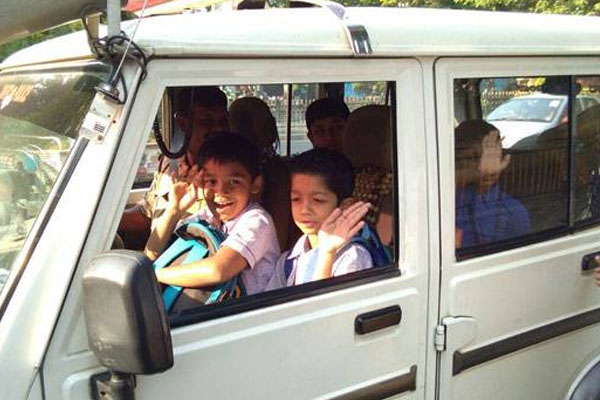 1555735139 school auto driver