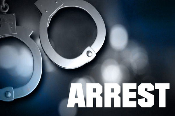 1555735204 arrest2