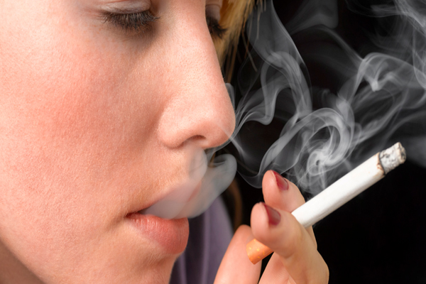 1555735584 women smoke1