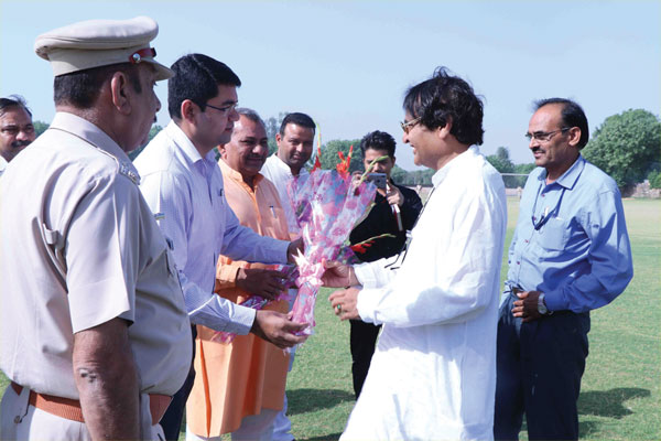 1555736399 suresh prabhu