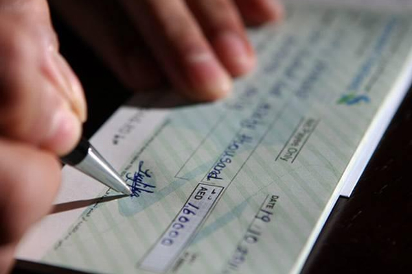 1555746423 cheque
