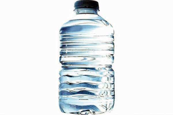 1555746452 water botel
