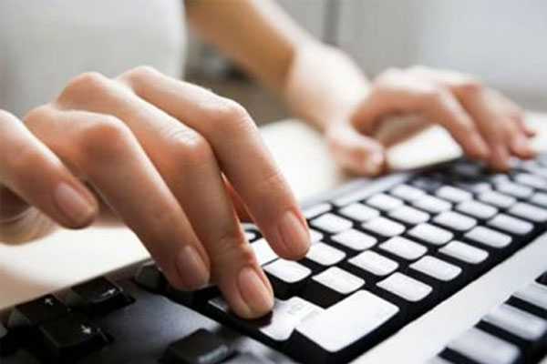 1555748379 online