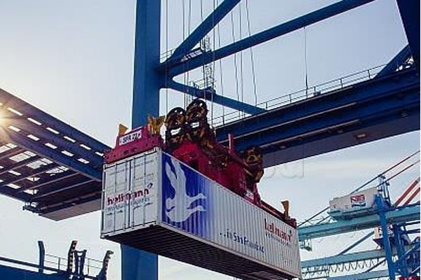 1555748925 logistic