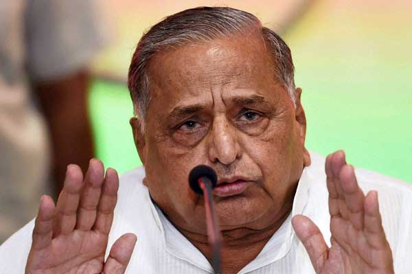1555751933 mulayam singh