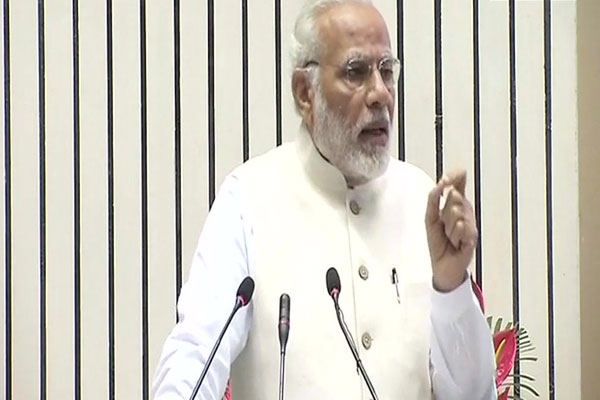 1555751940 modi tb