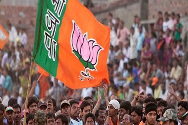 1555751986 bjp guj election