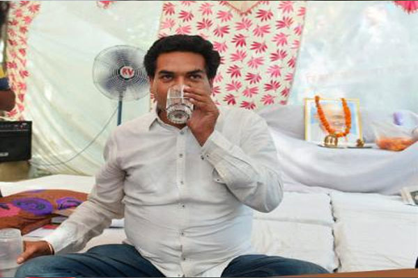 1555755537 kapil mishra 6