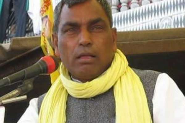 1555756328 om prakash rajbhar1