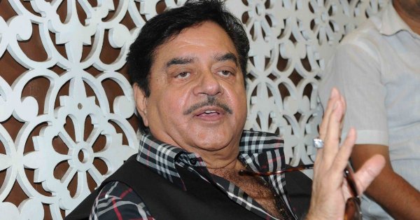 1555756788 shatrughan sinha e1528361078302