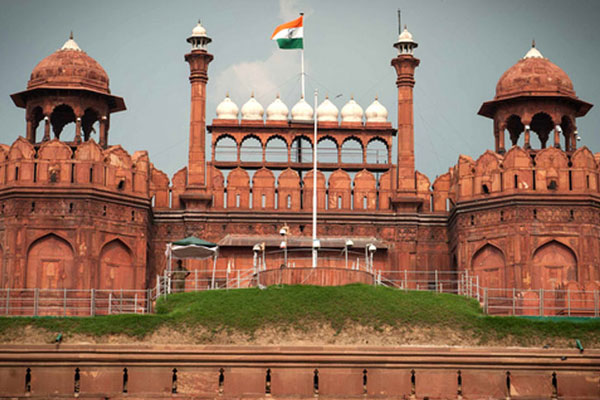 1555757267 red fort