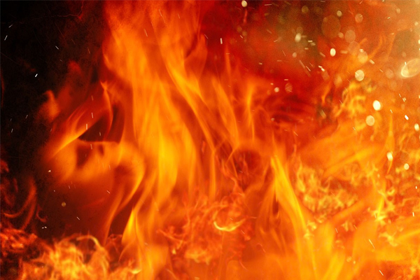 1555763400 fire