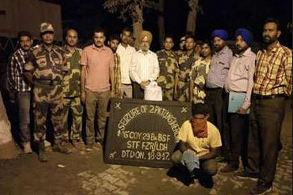 1555763433 bsf heroin arrest