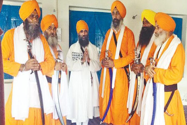 1555763444 jathedar gyan gurum singh