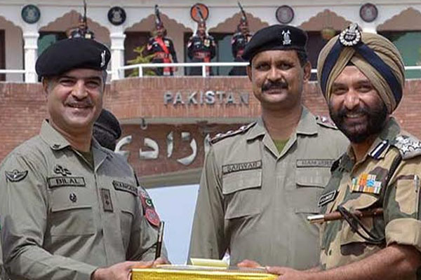 1555763463 ind pak border1