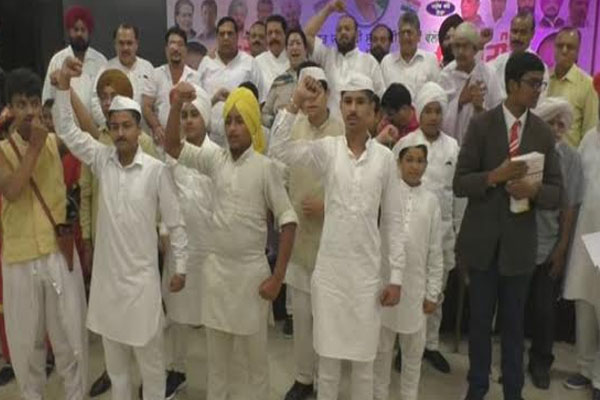 1555763508 quit india movement3