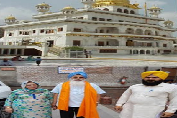1555764301 charanjeet singh