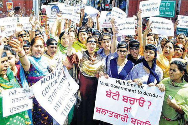 1555764632 candle march
