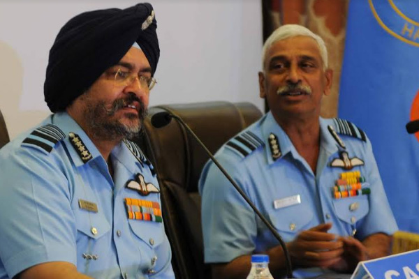 1555764762 army chief
