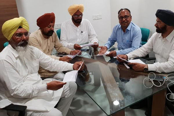 1555764790 punjab aap party