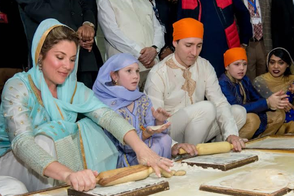 1555764934 justin trudo guru ramdas langar