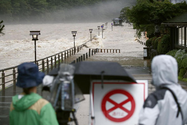 1555917718 japan fllood