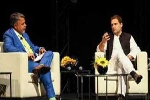 1555918308 rahul visits singapore