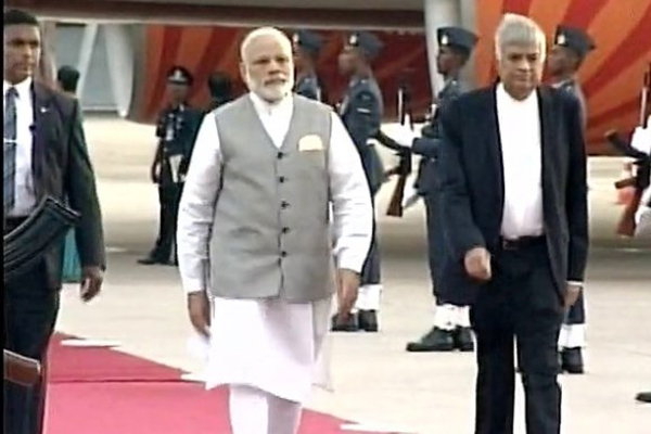 1555919352 modi 1
