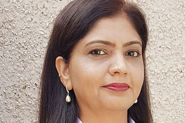 1555919497 rehana aamir