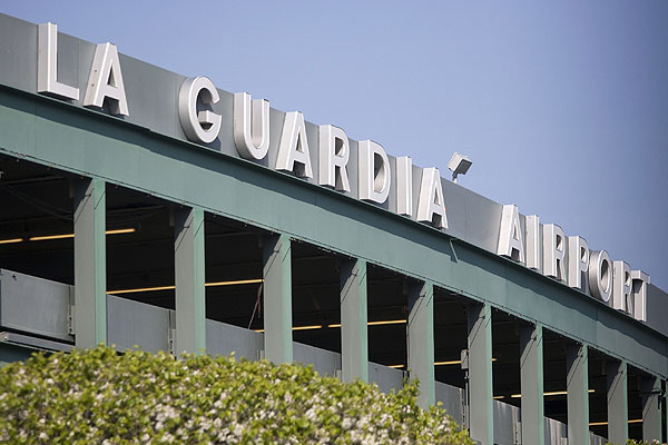 1555919541 laguardia airport