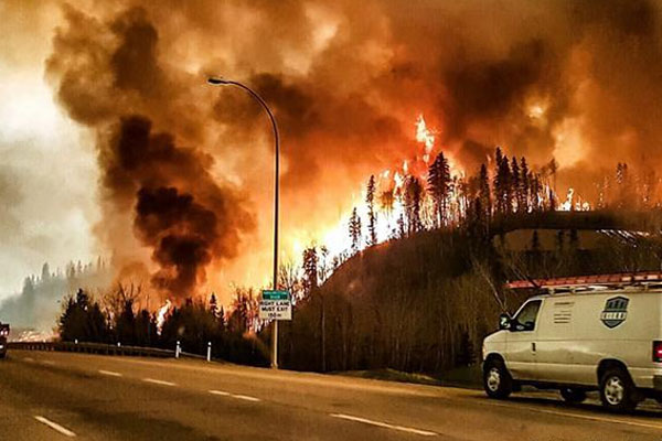 1555922027 canada fire