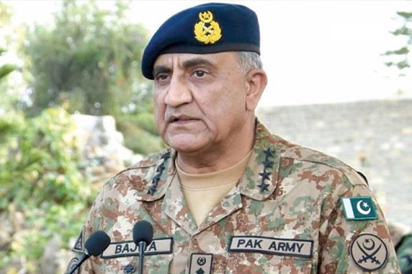 1555922211 pak army cheif