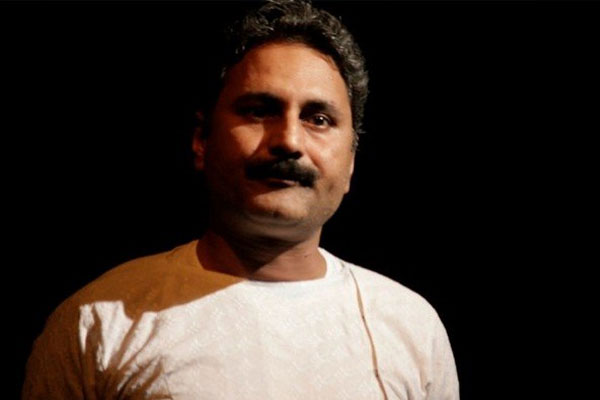 1555938081 mahmood farooqui